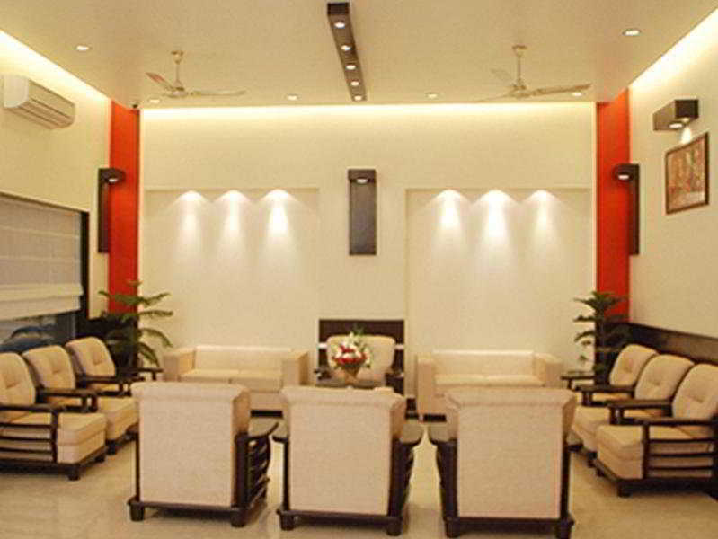 Hotel Meridian Plaza Ню Делхи Екстериор снимка